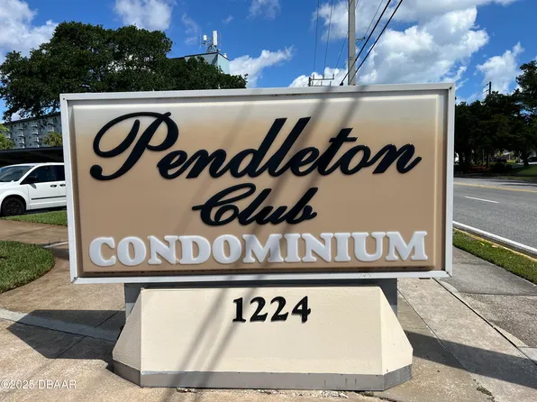 1224 S Peninsula Dr, Daytona Beach, FL