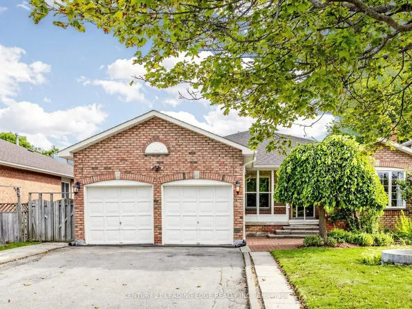 9 Coates Cres, Richmond Hill, ON L4E 2M3