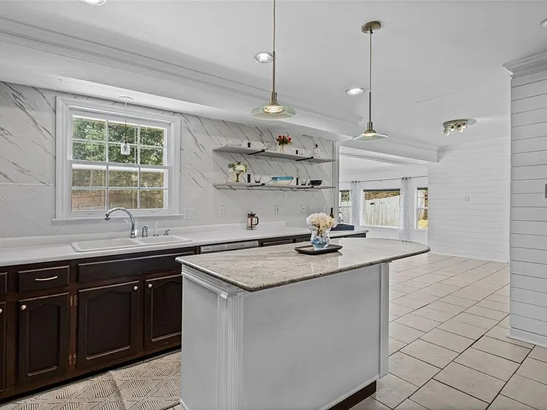 5291 Manhasset Cv — Photo 17