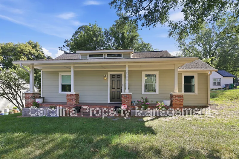 2508 Rozzelles Ferry Rd