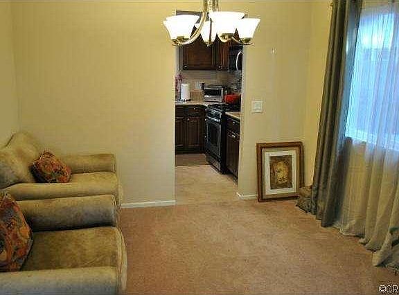 5th image of 2817 Olive Ln