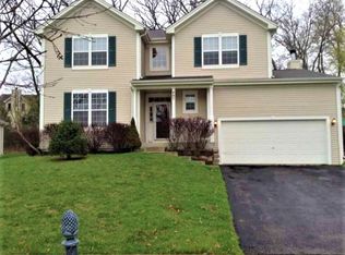487 Oakhurst Ln, Carpentersville, IL