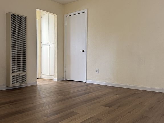 4th image of 2821 G St APT 2