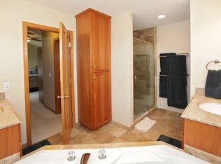 15754 Finch Ave, Apple Valley, MN 55124