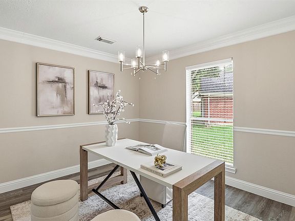 4th image of 2511 Pecan Grove Ct