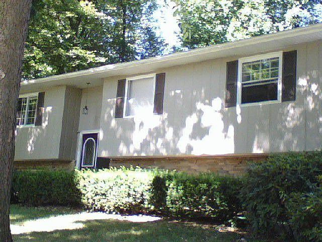 4 bd/2.5 b/2.5 garage