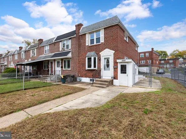 899 Taylor Dr, Folcroft, PA 19032