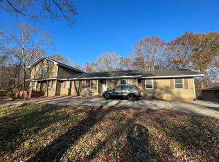 876 Bettis Rd #B, Chatsworth, GA 30705