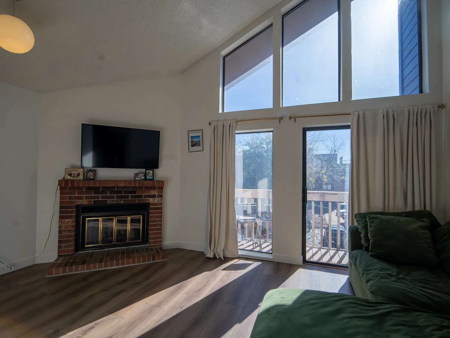 1 bed, 660 sqft, $2,100 — Photo 1