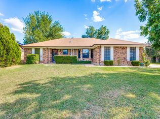 7012 Bursey Rd, North Richland Hills, TX 76182