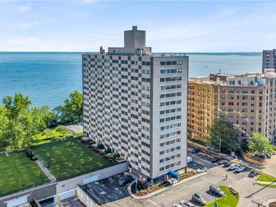 12520 Edgewater Dr APT 1005, Lakewood, OH, 44107