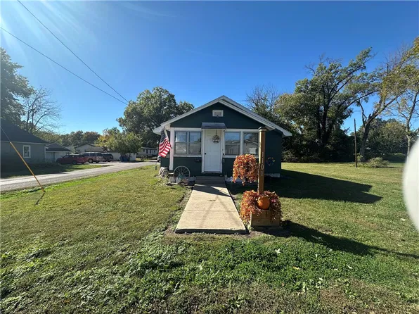 1101 N Franklin St, Robinson, IL 62454