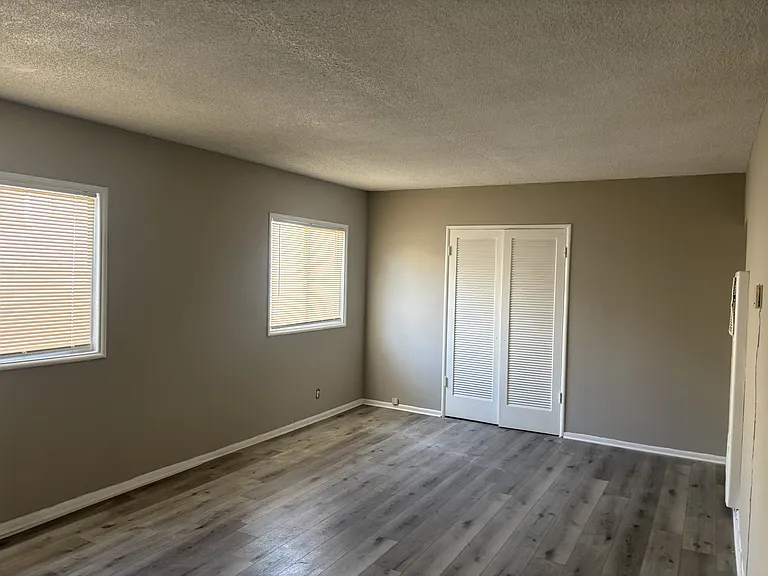 636 Hardin Dr #4 — Photo 11