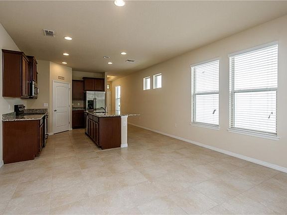 4th image of 15581 Marina Bay Dr