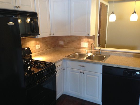 4th image of 10 Echo Ct APT 4