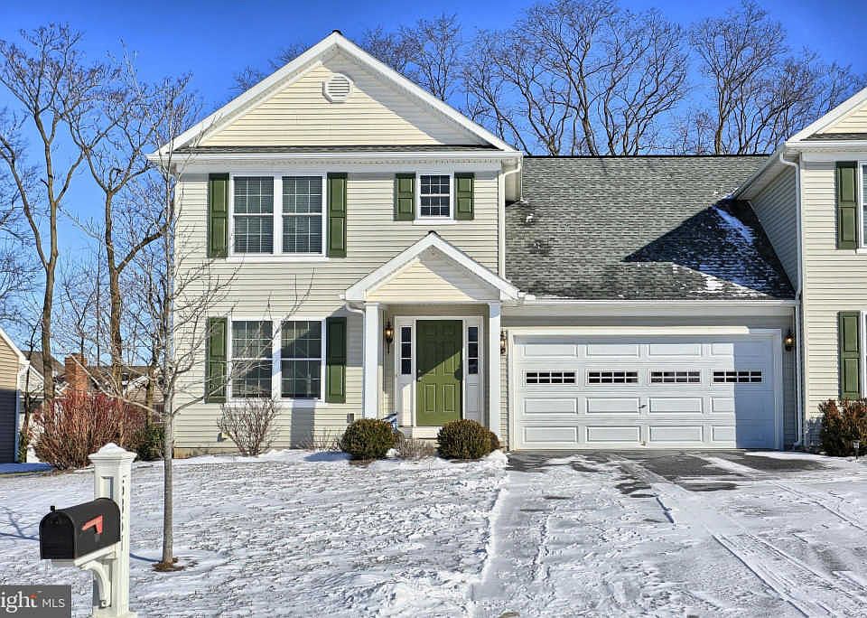 1st image of 5351 Oak Leaf Dr