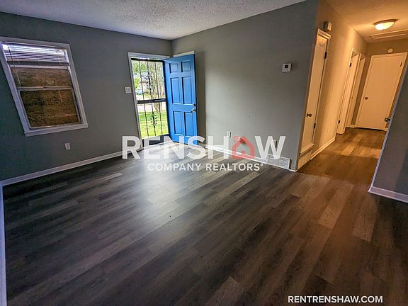 3rd image of 5107 Belfast Dr