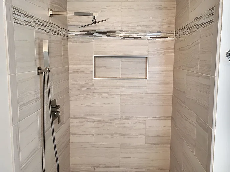 105 Clubhouse Dr — Photo 24