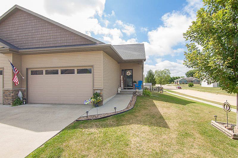 1st image of 511 Bear Dr