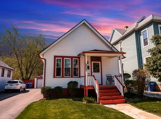 2223 Prairie St, Blue Island, IL 60406