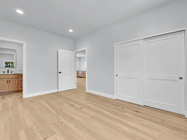 116 N Cornell Ave — Photo 18