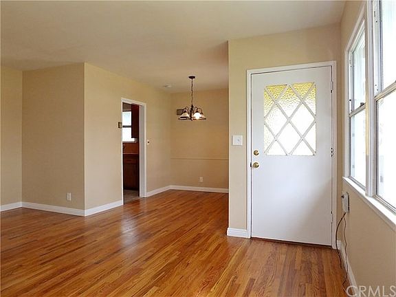4th image of 6032 South St