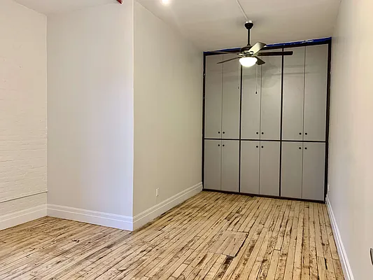 Rented by Carnegie Management Inc | media 8