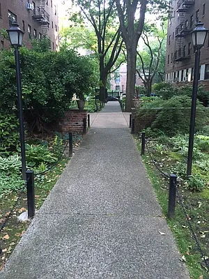 Sold by Gotham West Realty LLC | media 28