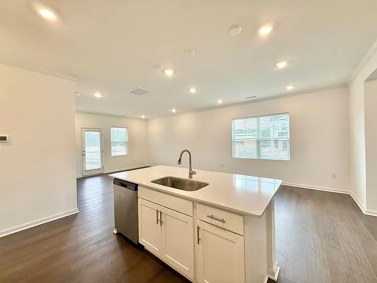 3111 Allamore Dr — Photo 6