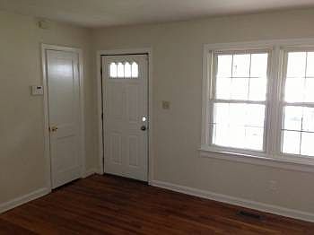 2nd image of 3319 2nd Ave