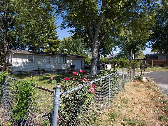 4th image of 3606 Hampton Dr