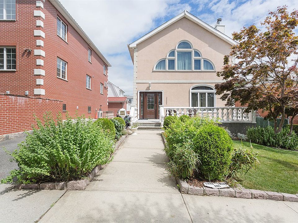 1st image of 22209 43rd Ave