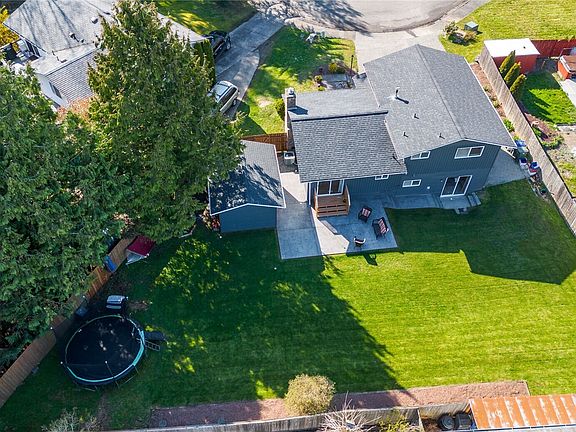 3rd image of 230 Peace Arch Court