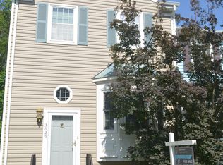 3625 Buckeye Ct, Fairfax, VA 22033