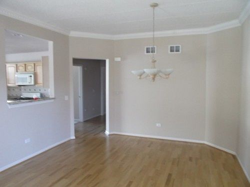 5th image of 530 Saddlebrook Ln