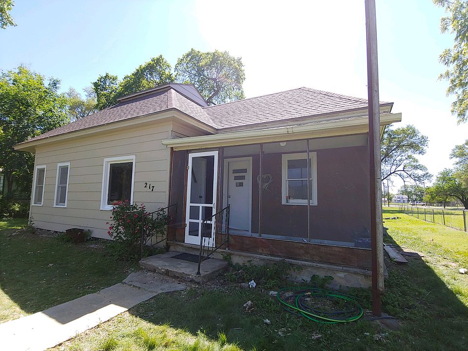1st image of 217 N Ohio Ave