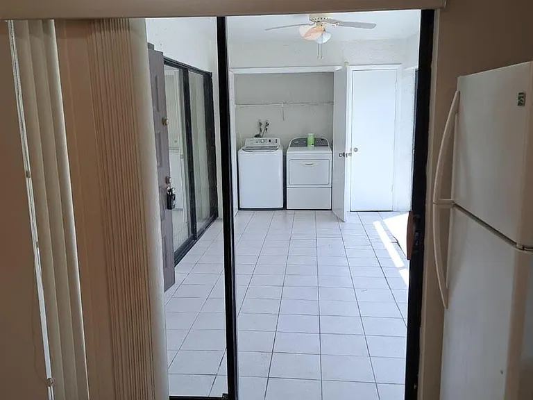 9330 SW 61st Way #D — Photo 2