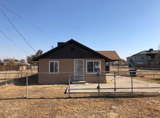 917 S Phillips St, Hanford, CA 93230