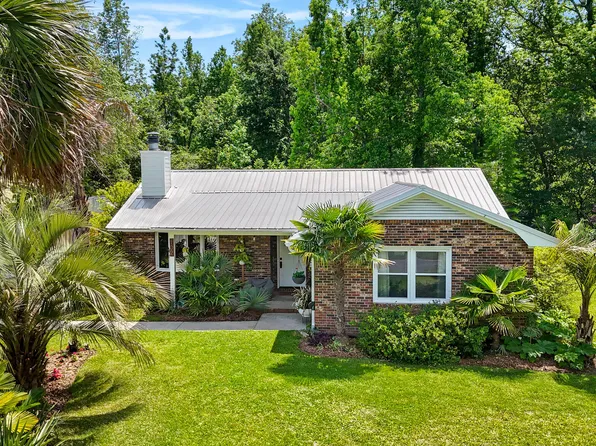 102 Old Mill Road, Castle Hayne, NC 28429