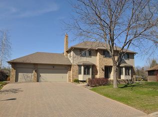 13013 Highpoint Curv, Burnsville, MN 55337