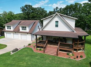 27284 Cimarron Drive, Eagle Rock, MO 65641