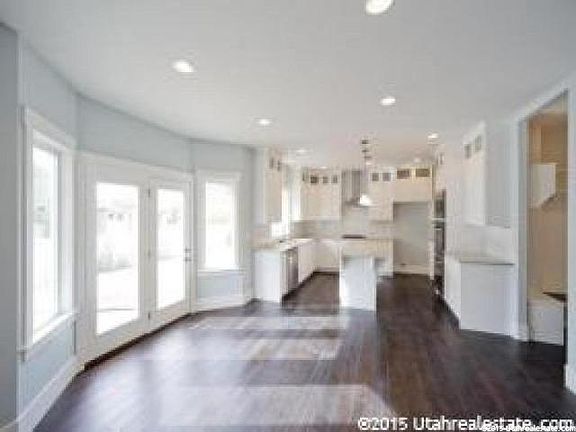 5th image of 142 E Zinfandel Ln #1037