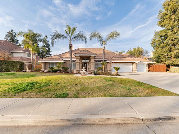 4th image of 5020 W Lakewood Drive