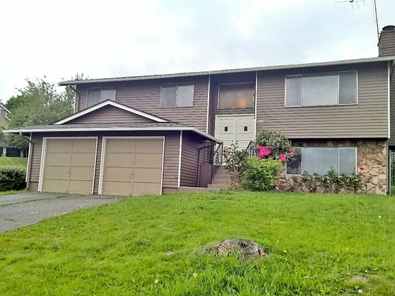 3rd image of 6838 Vista Ave S