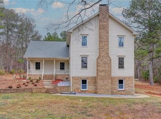 2377 Centerville Rosebud Rd, Loganville, GA 30052