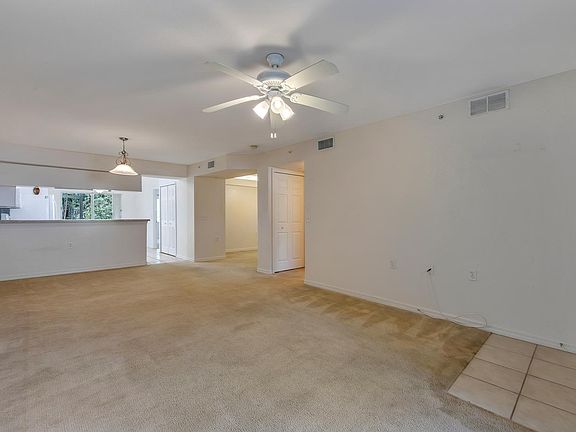 5th image of 25735 Lake Amelia Way Unit 102
