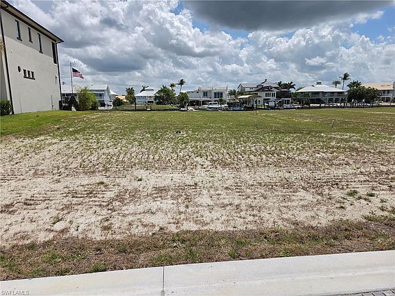 5th image of 18231 Old Pelican Bay DR
