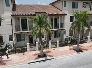 4272 NW 82nd Ave, Doral, FL 33166