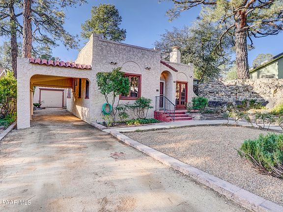 3rd image of 715 Country Club Dr