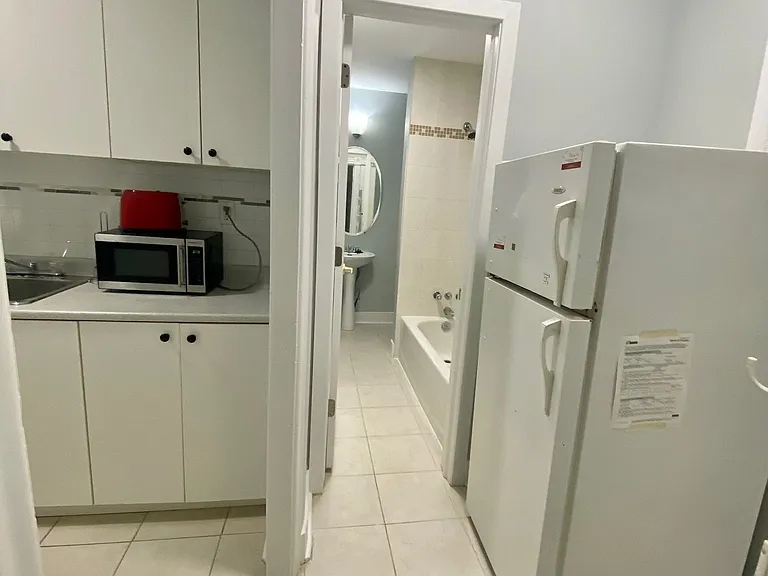 280 Annette St #1 — Photo 8
